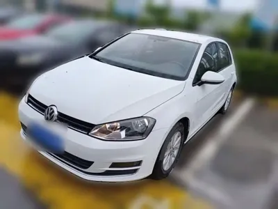 Volkswagen Golf 2016, 76600 км, за 4795.67 USD