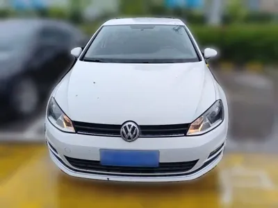 Volkswagen Golf 2016, 76600 км, за 4795.67 USD