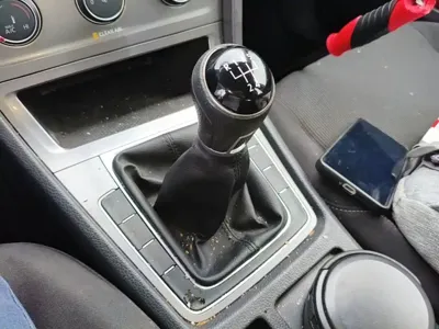 Volkswagen Golf 2016, 76600 км, за 4795.67 USD - фото 21
