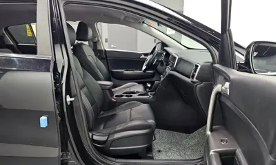 Kia Sportage 2020, 54272 км, за 7807.51 USD - фото 26