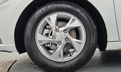 Hyundai Avante 2023, 35081 км, за 10749.19 USD