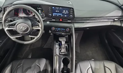 Hyundai Avante 2023, 35081 км, за 10749.19 USD - фото 7