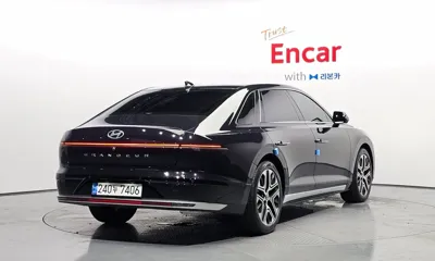 Hyundai Grandeur 2023, 24119 км, за 20781.77 USD