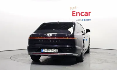 Hyundai Grandeur 2023, 24119 км, за 20781.77 USD