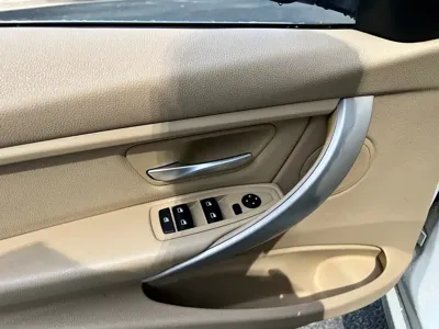 BMW 3 Series 2015, 100000 км, за 7327.7 USD - фото 21