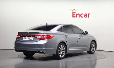 Hyundai Grandeur 2015, 129325 км, за 3298.52 USD