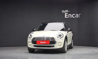 MINI Cooper 2016, 123002 км, за 3479.06 USD