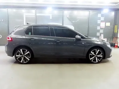 Volkswagen Golf 2025, 7102 км, за 23376.95 USD
