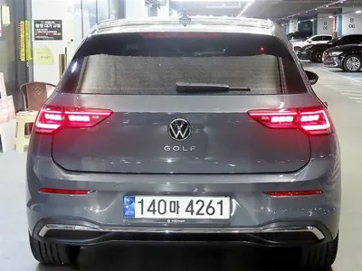 Volkswagen Golf 2025, 7102 км, за 23376.95 USD
