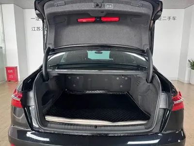 Audi A6L 2023, 53600 км, за 37638.91 USD - фото 6