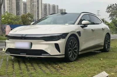 Zeekr 007GT · 2025 год