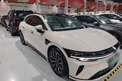Zeekr 007GT 2025, 11100 км, за 27501 USD