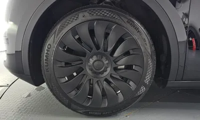 Tesla Model Y 2024, 16822 км, за 28586.3 USD