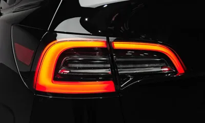 Tesla Model Y 2024, 16822 км, за 28586.3 USD - фото 23