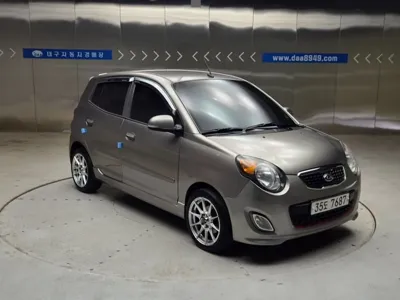 Kia Morning 2010, 104087 км, за 1658.86 USD