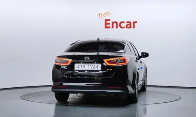 Kia K5 2015, 98526 км, за 4283.95 USD