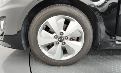 Kia K5 2015, 98526 км, за 4283.95 USD