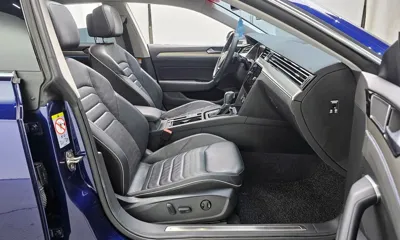 Volkswagen Arteon 2018, 53328 км, за 14065.15 USD - фото 11