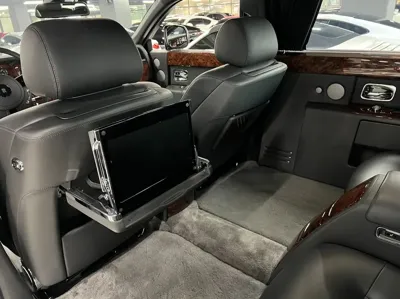 Rolls-Royce Phantom 2016, 22000 км, за 237859.24 USD - фото 13