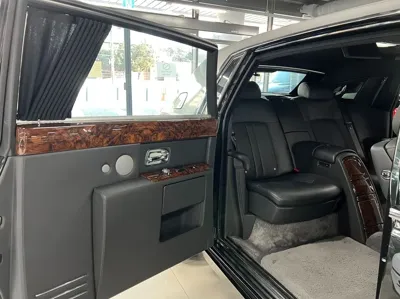 Rolls-Royce Phantom 2016, 22000 км, за 237859.24 USD - фото 17