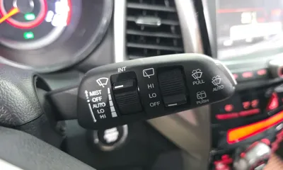 KG_Mobility_Ssangyong TIBOLI 2015, 131819 км, за 3843.65 USD - фото 28