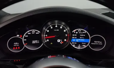 Porsche Cayenne 2021, 64422 км, за 52980.54 USD - фото 8