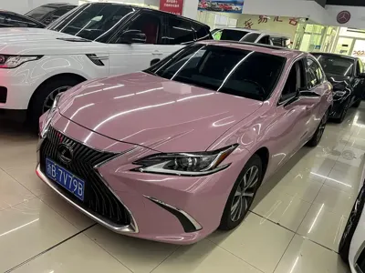 Lexus ES · 2020 год