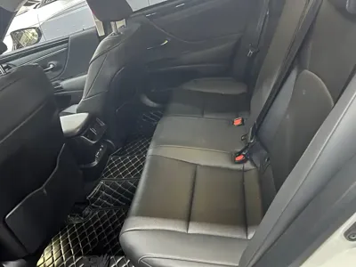 Lexus ES 2020, 65000 км, за 20526.38 USD - фото 8