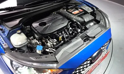 Hyundai Veloster 2019, 57128 км, за 7928.64 USD - фото 6