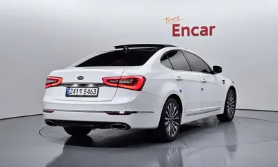 Kia K7 2013, 200047 км, за 3146.35 USD