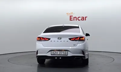 Hyundai Sonata 2018, 86932 км, за 9386.9 USD