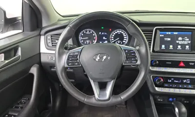 Hyundai Sonata 2018, 86932 км, за 9386.9 USD - фото 13