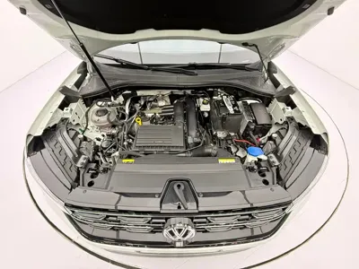 Volkswagen Tayron 2023, 25000 км, за 27115.06 USD - фото 8