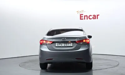 Hyundai Avante 2011, 182354 км, за 1854.3 USD
