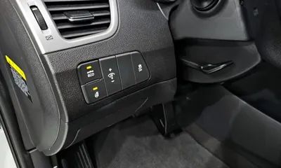 Hyundai Avante 2014, 45180 км, за 4782.25 USD - фото 20
