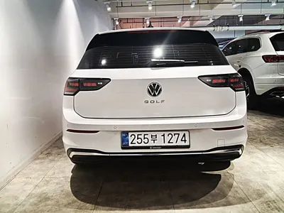 Volkswagen Golf 2025, 9141 км, за 23466.44 USD