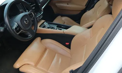 Volvo S90 2021, 126106 км, за 15081.58 USD - фото 9