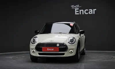 MINI Cooper 2020, 57169 км, за 10408.54 USD