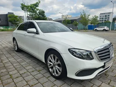 Mercedes-Benz E-Class 2019, 186784 км, за 11441.2 USD