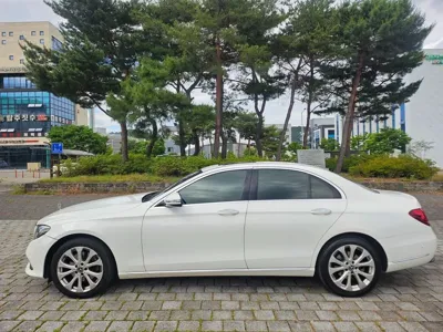Mercedes-Benz E-Class 2019, 186784 км, за 11441.2 USD