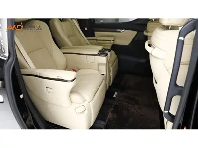 Toyota Alphard 2022, 29000 км, за 92699.79 USD - фото 8