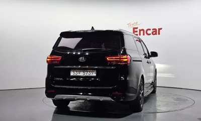 Kia Canival 2019, 191399 км, за 5953.64 USD