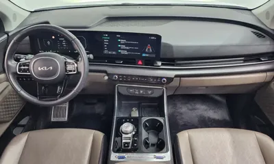 Kia Canival 2024, 49205 км, за 25437.72 USD - фото 7