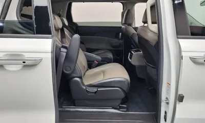 Kia Canival 2024, 49205 км, за 25437.72 USD - фото 12