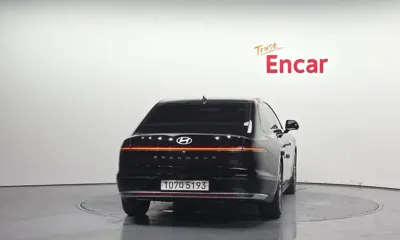 Hyundai Grandeur 2023, 39376 км, за 17406.72 USD