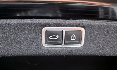 Hyundai Grandeur 2023, 39376 км, за 17406.72 USD - фото 20