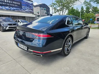 Genesis G90 2023, 58425 км, за 42839.48 USD