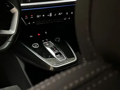 Audi Q4 e-tron 2024, 44000 км, за 19113.81 USD - фото 7