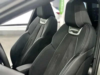 Audi Q4 e-tron 2024, 44000 км, за 19113.81 USD - фото 10