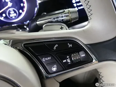 Bentley Continental 2019, 25000 км, за 110381.55 USD - фото 12